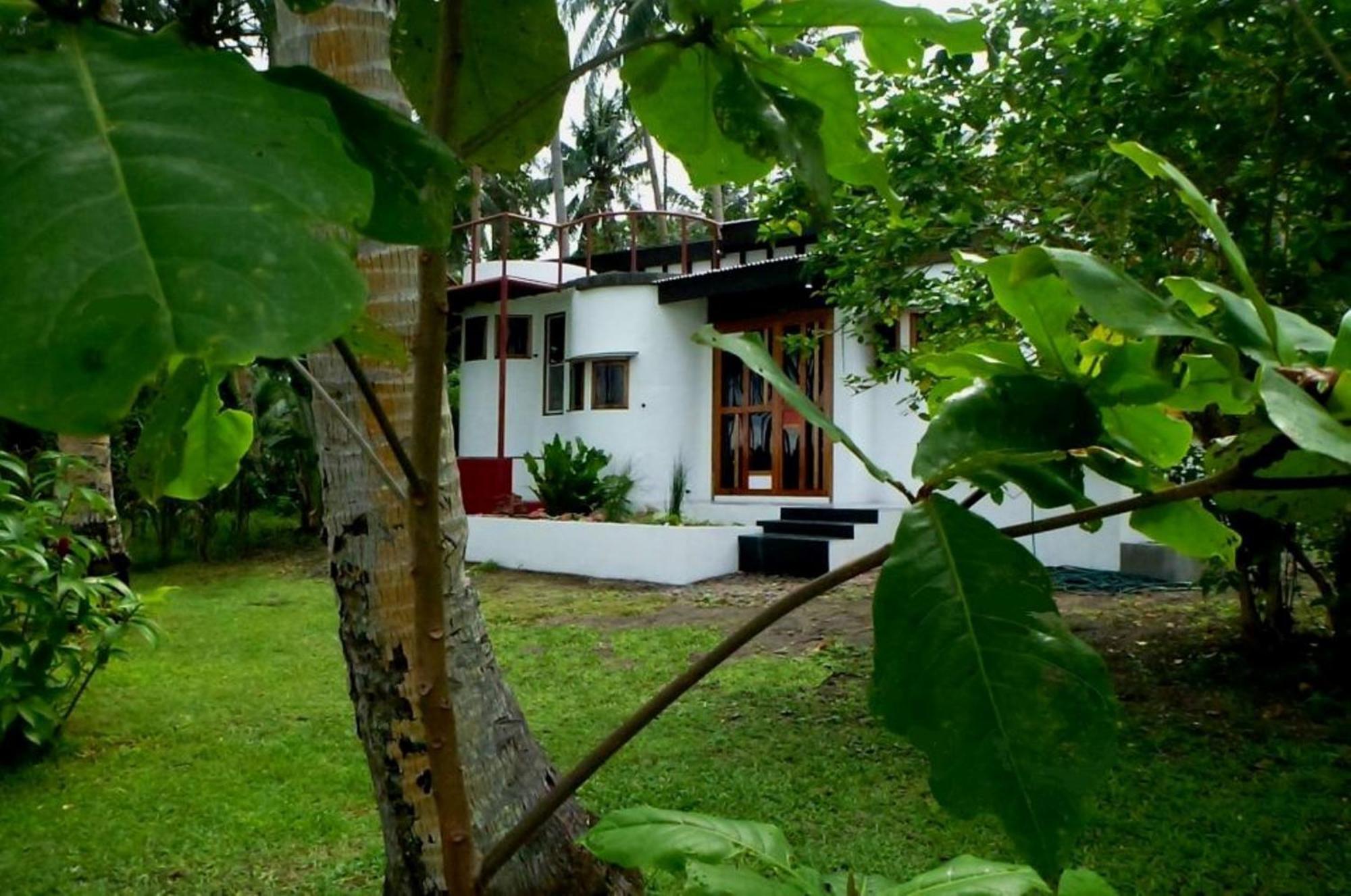 Somewhere Else Boutique Resort มัมบาเฮา ภายนอก รูปภาพ